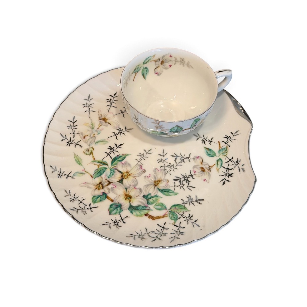 Vintage 1950s Roselyn Dogwood Snack Set 4 Plates 4 Cups Tennis Set Japan Floral